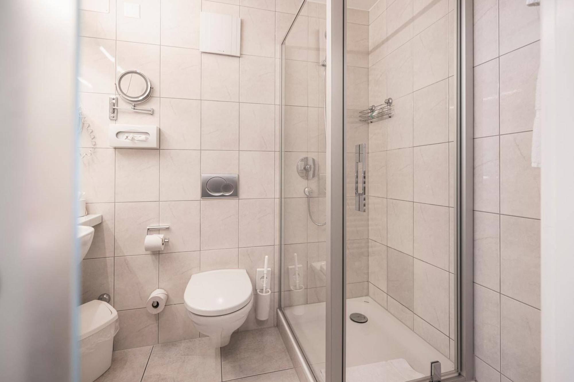 Hotel Seehof Superior Walenstadt Ngoại thất bức ảnh